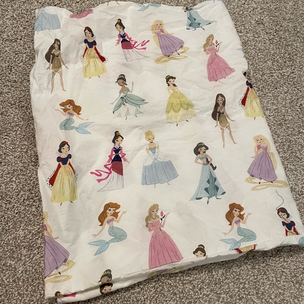 Disney Princess pillow cover pottery barn EUC